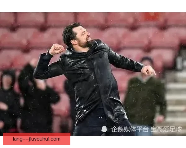 南安普顿附加赛逆袭成功重返英超 展现顽强拼搏精神