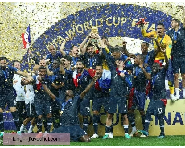 法国杯个人奖项评选，黑马门将凭扑救赢得关注